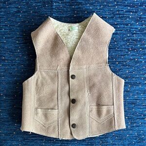 Tan Suede Vest with snap Closure and two front pockets